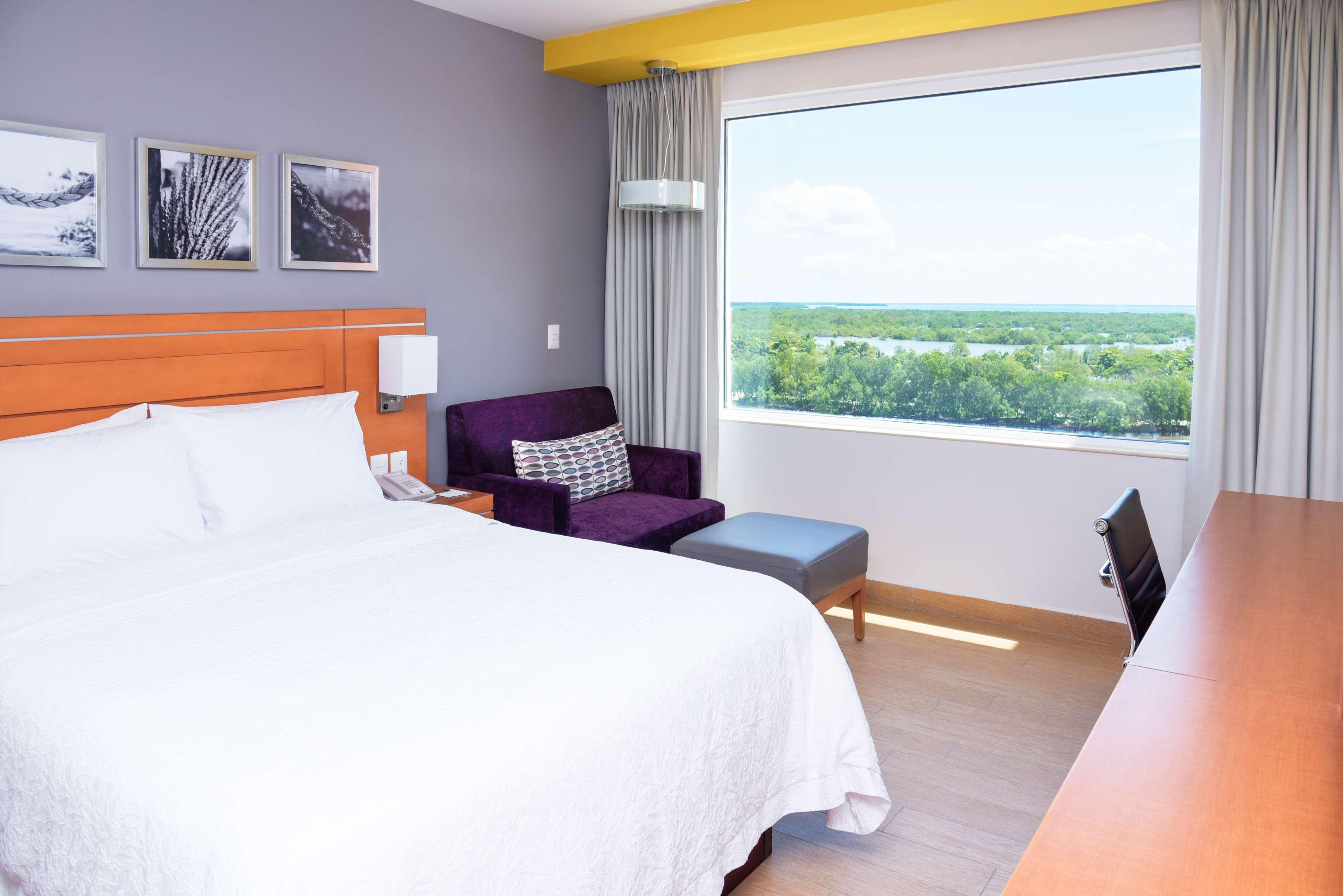 Hampton Inn & Suites By Hilton Paraíso Exteriér fotografie