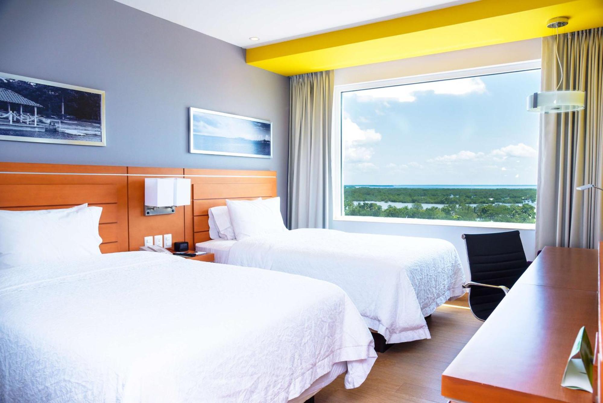 Hampton Inn & Suites By Hilton Paraíso Exteriér fotografie