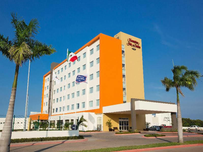 Hampton Inn & Suites By Hilton Paraíso Exteriér fotografie